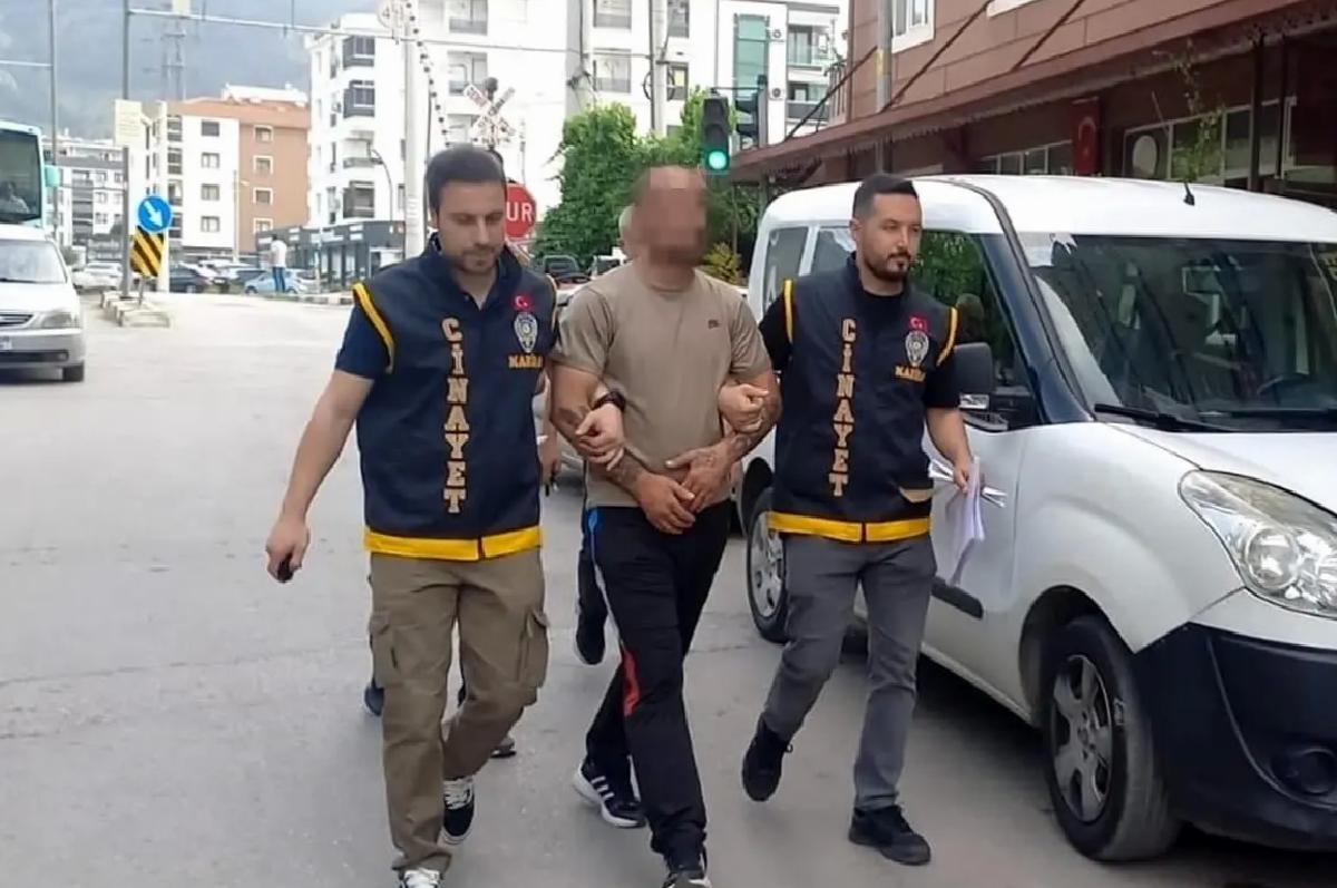 Manisa’da Araçlara Zarar Veren Şüpheli Yakalandı