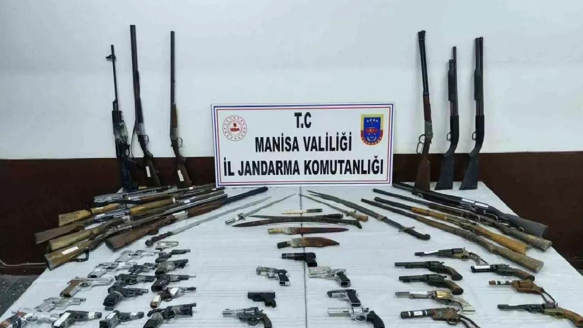 Manisa’da Ruhsatsız Silah Operasyonu