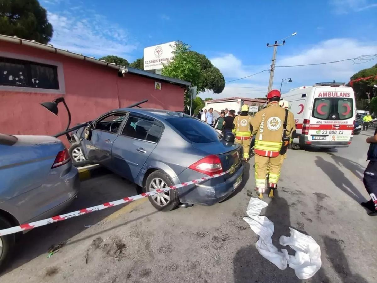 Manisa’da Trafik Kazası: 3 Yaralı