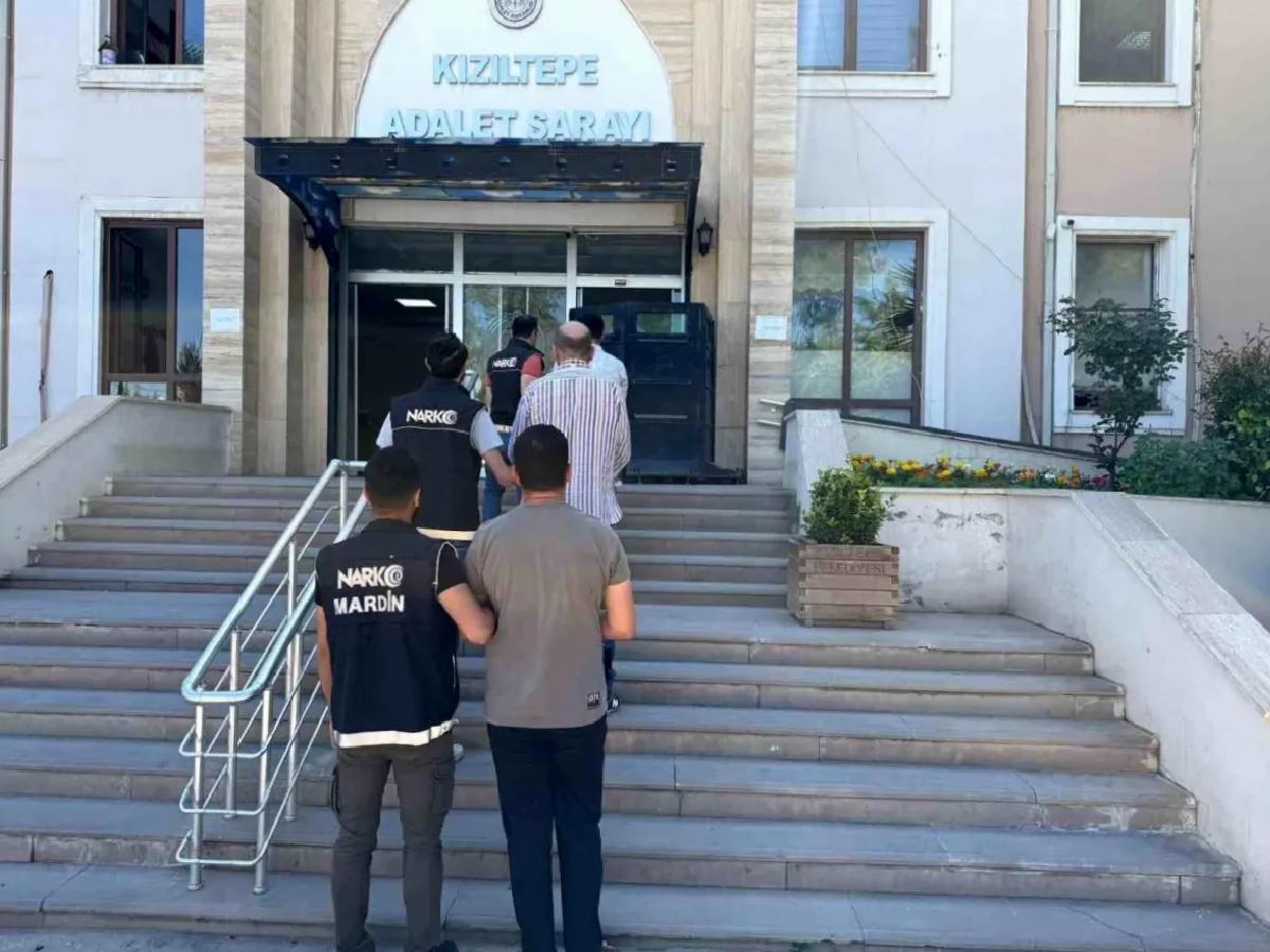 Mardin’de Zehir Tacirlerine Baskın: 4 Tutuklama