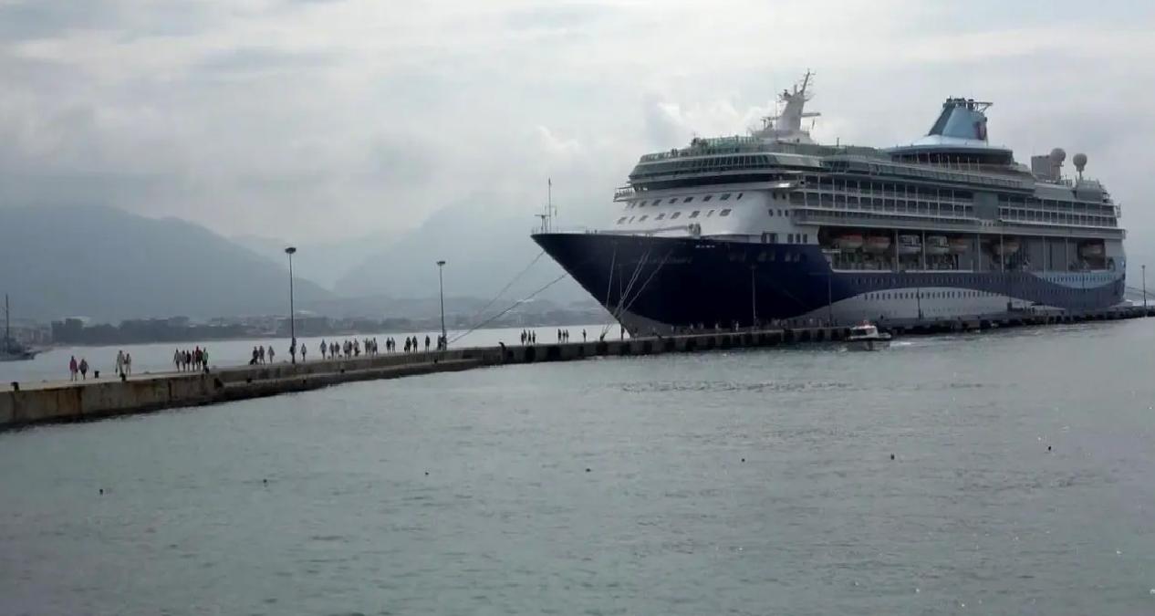 Marella Discovery 2 Alanya’ya Demirledi