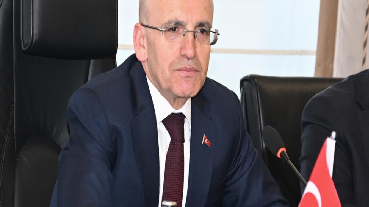 Mehmet Şimşek: Sanayi üretimi ilk çeyrekte yüzde 1,8 arttı
