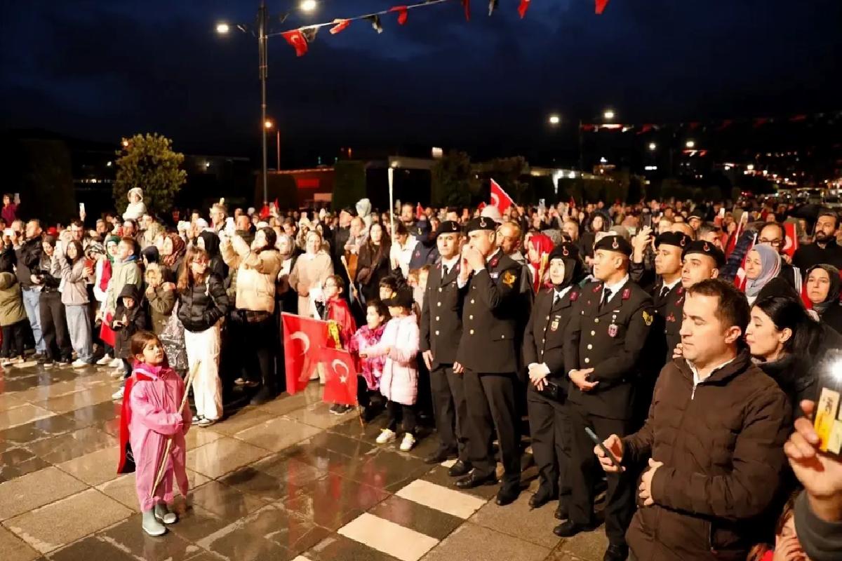 Mehteran Birliği’nden 19 Mayıs Gösterisi