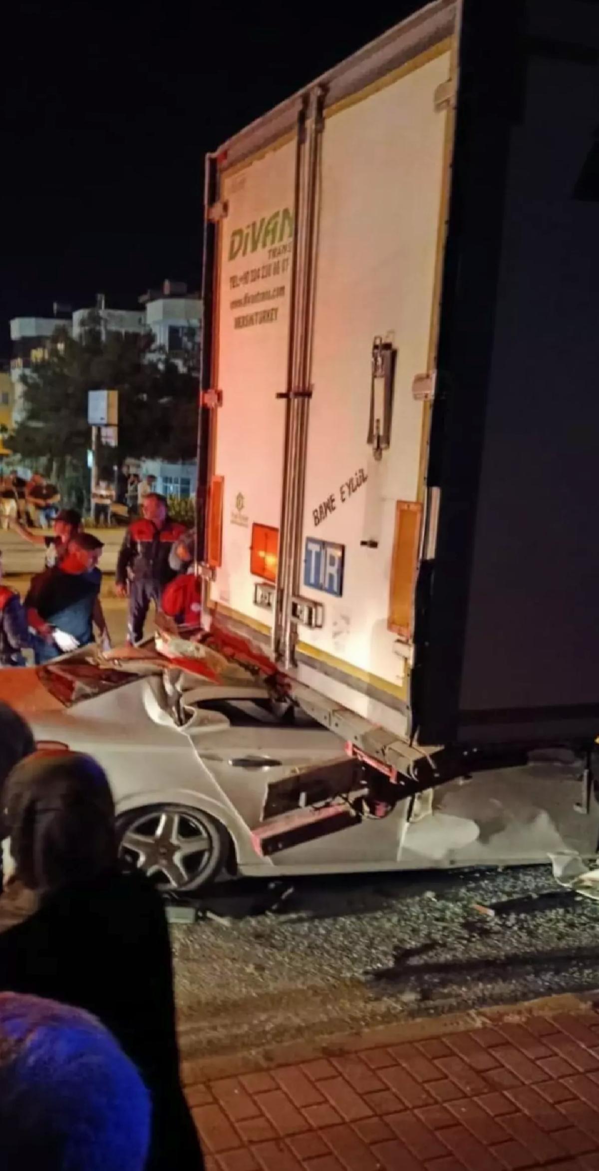 Mersin’de Trafik Kazası: 2 Ölü