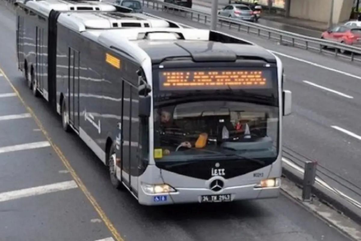 Metrobüs Yangını Söndürüldü