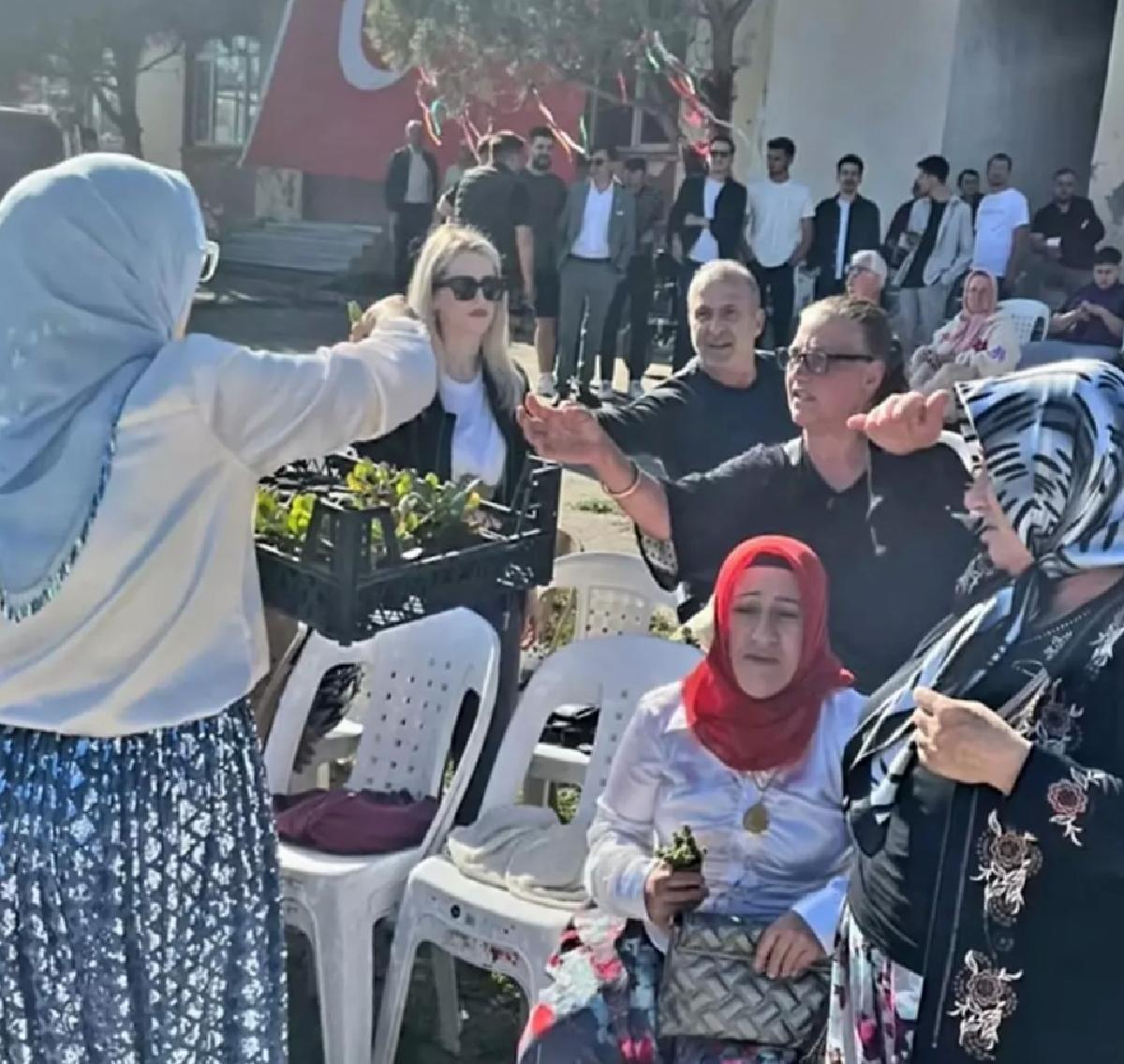 MHP’den Anneler Günü’nde Çiçek Sürprizi