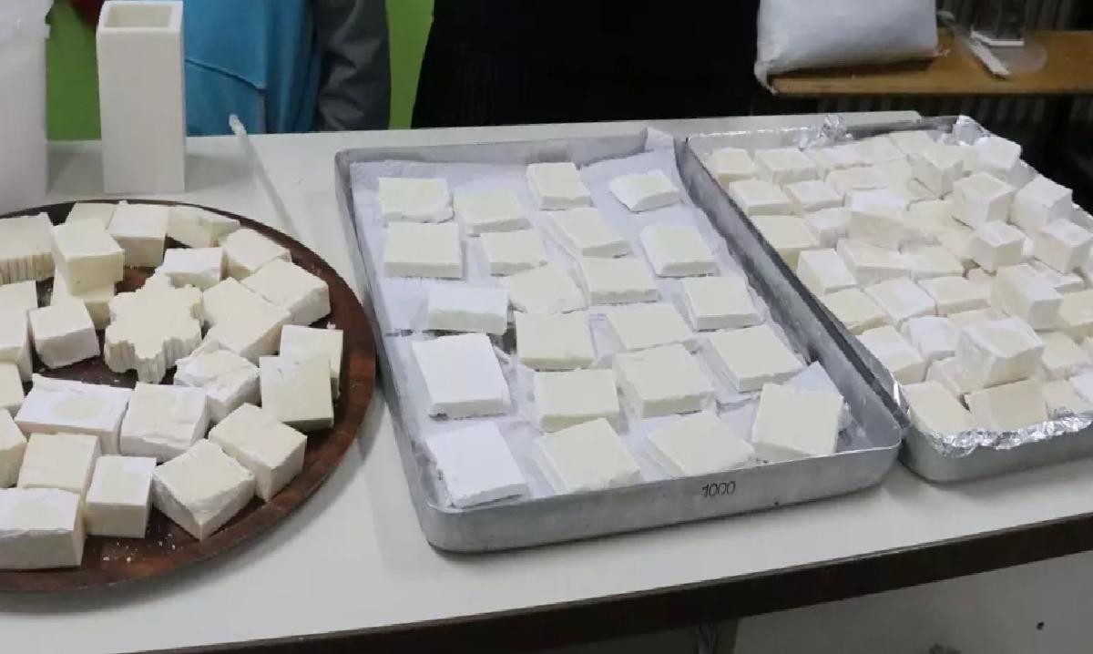 Minik Kimyagerler Atık Yağdan Sabun Üretiyor