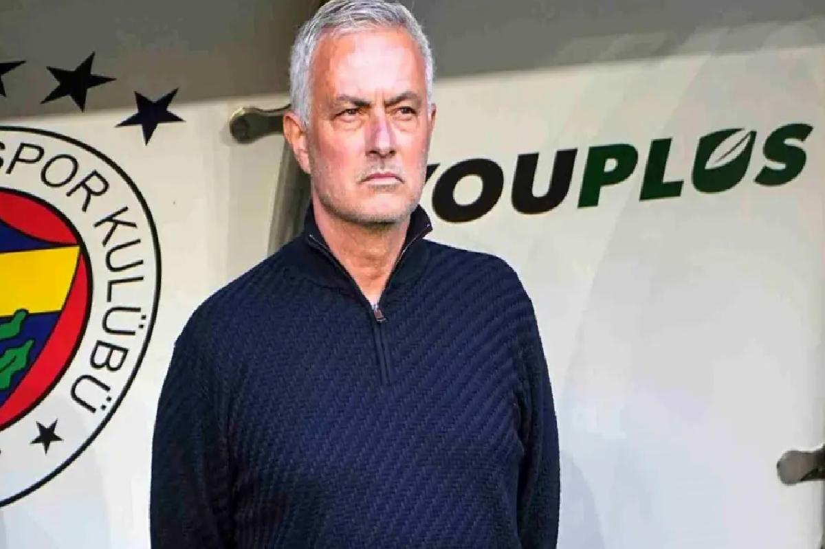 Mourinho Derbilerde Galip Gelemiyor