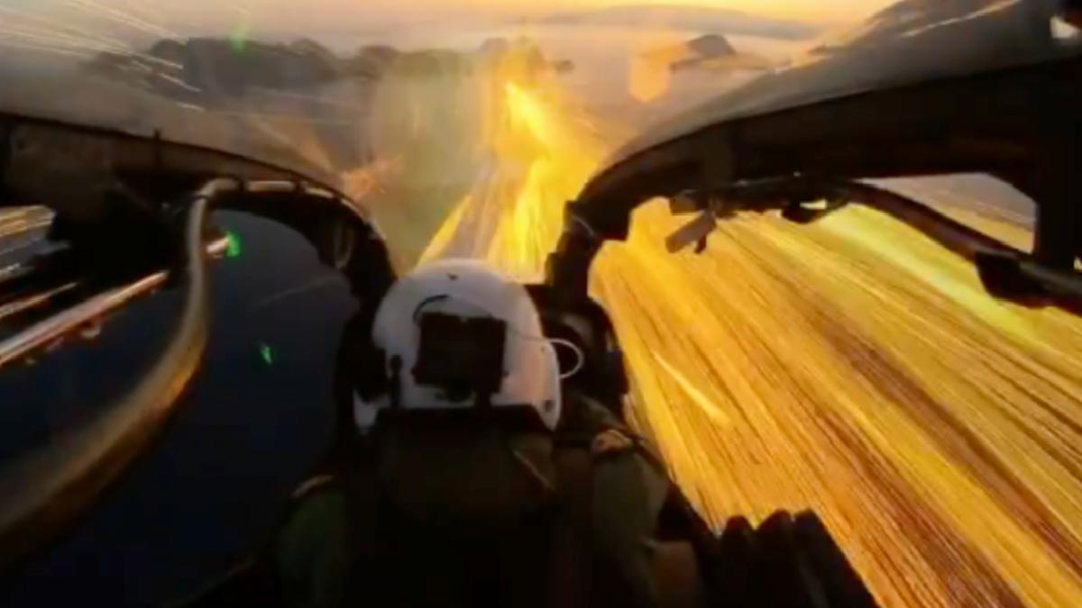 MSB, tatbikatta helikopterden atış görüntüsü paylaştı