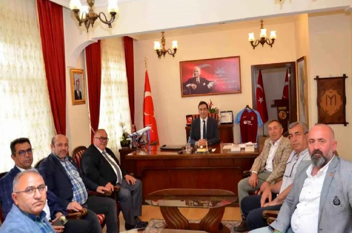 Muhtarlardan Kaymakama Ziyaret