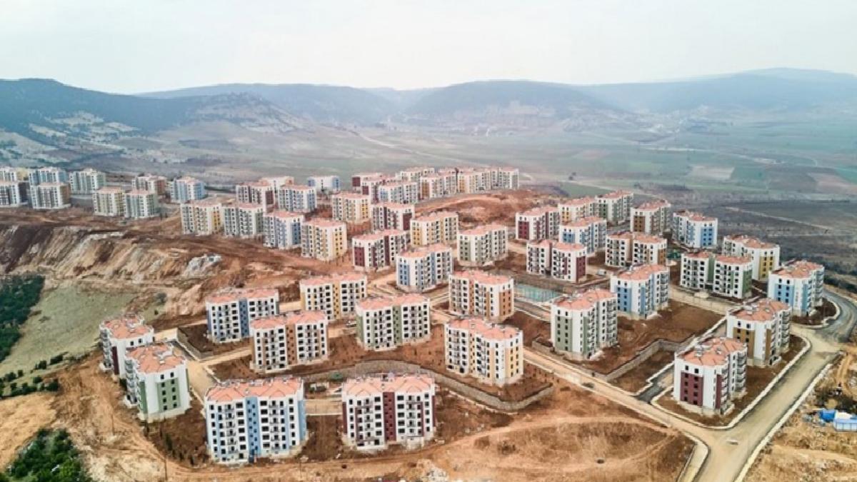 Murat Kurum: Deprem bölgesinde 250 bininci konutumuzu teslim edeceğiz