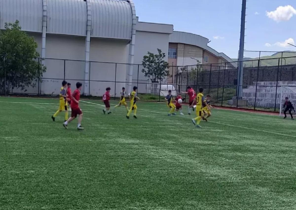 Muş Ortaokulu Şampiyon!