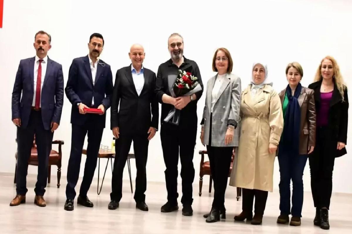 Namaz Psikolojisi Konferansı Termelilere İlgiyle Karşılandı