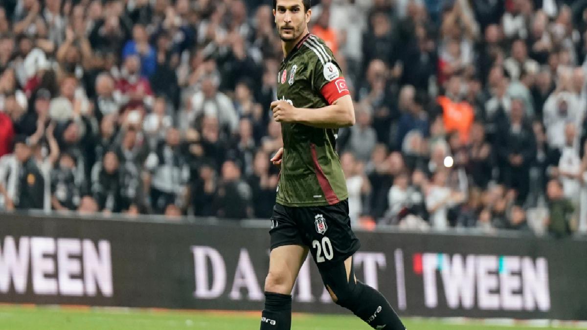 Necip Uysal, 274 gün sonra geri döndü
