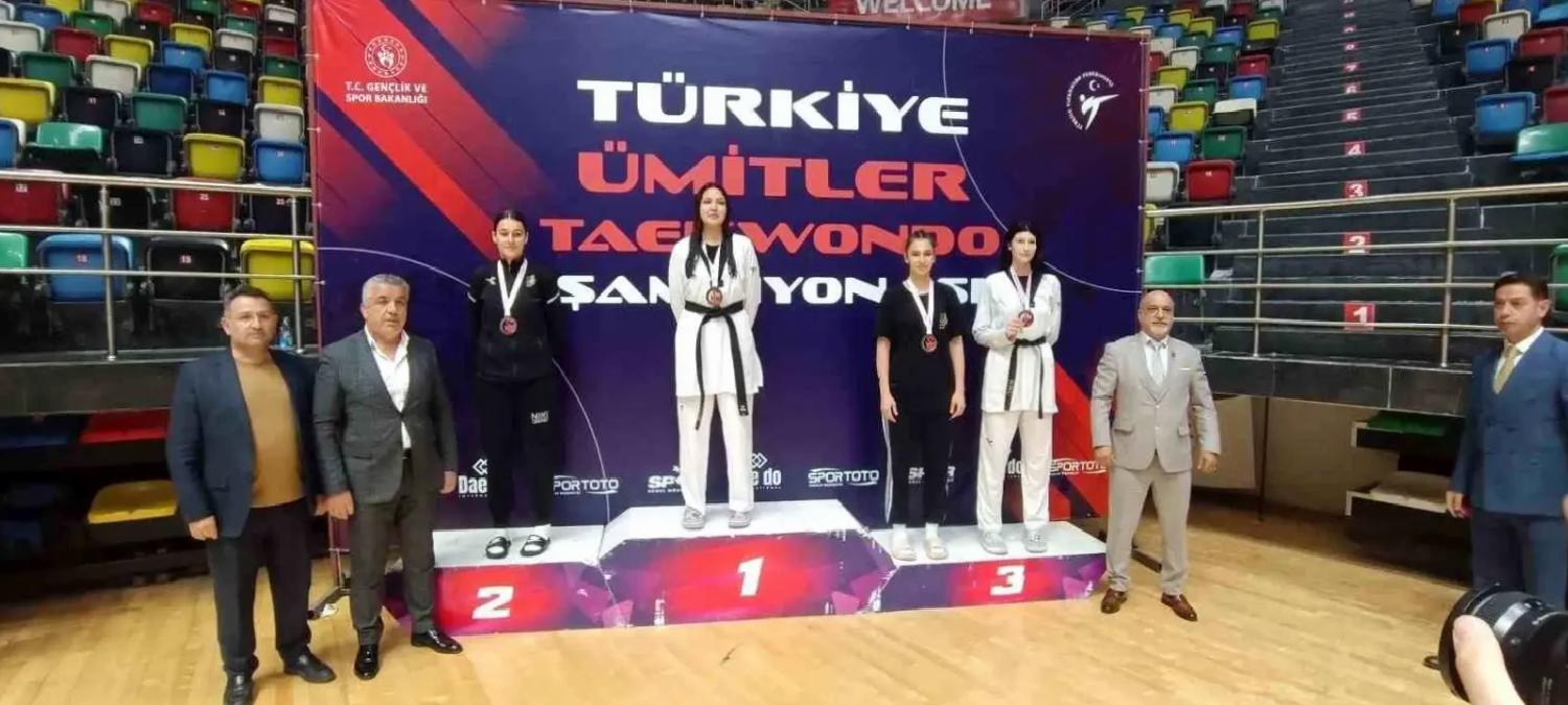 Nida Nur Çene, Tekvando Şampiyonası’nda 3. oldu