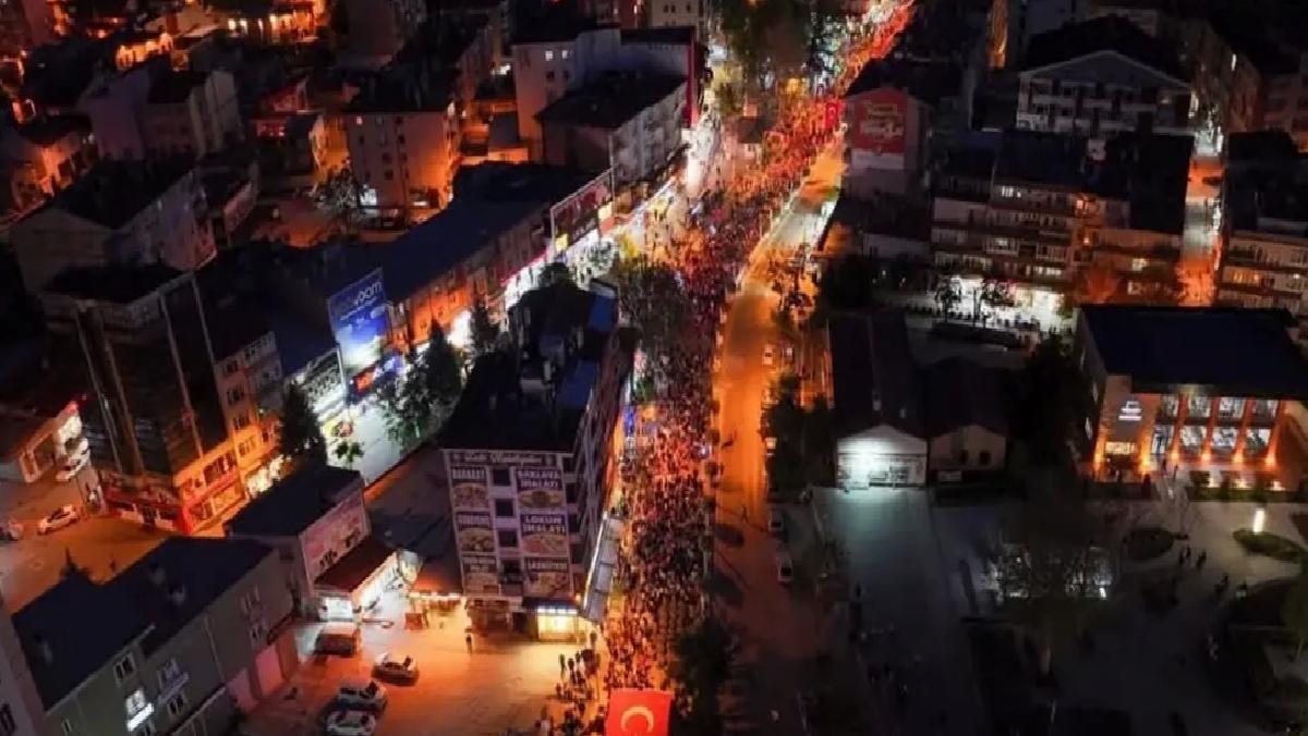Niğde’de fener alayı düzenlendi