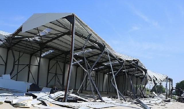 Nilüfer’de iki kaçak fabrika yerle bir edildi