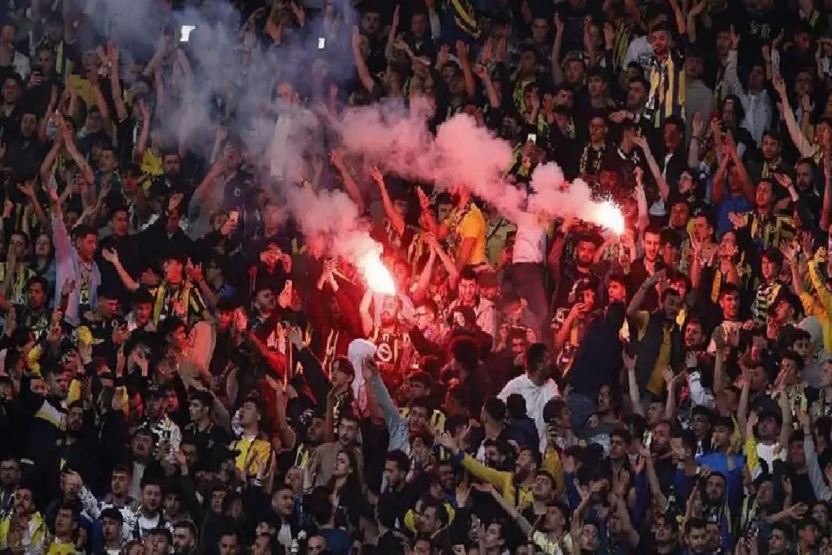 O ligin en iyisi geliyor! Fenerbahçe’den dengeleri değiştirecek takas teklifi
