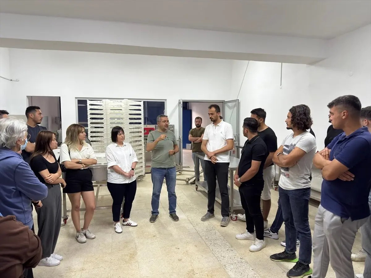 Öğrenciler Kurutma Tesisini Ziyaret Etti