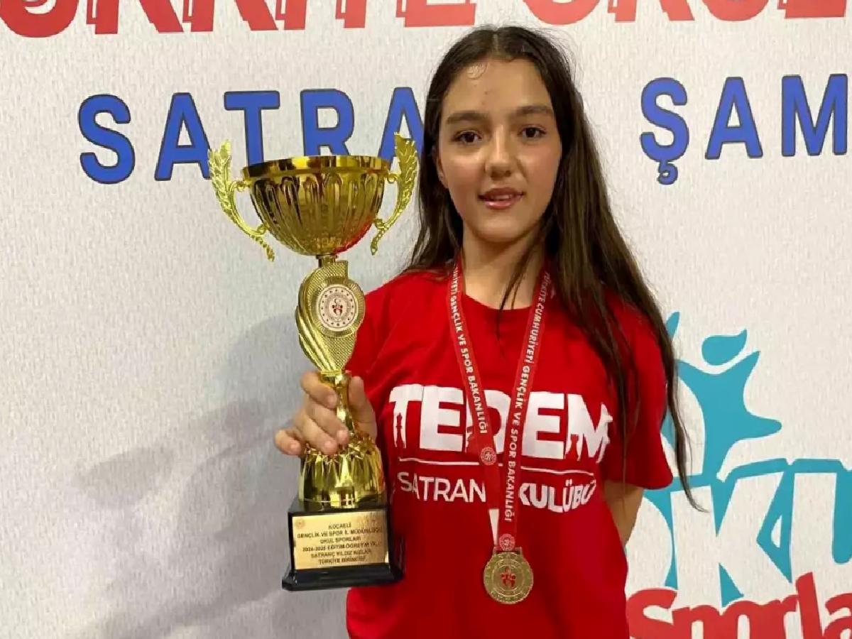 Okul Sporları Türkiye Satranç Şampiyonası’nda ödüller sahiplerini buldu