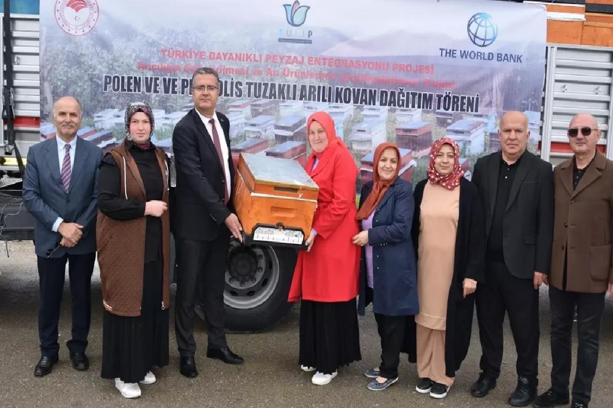 Ordu’da Arıcılara Kovan Desteği