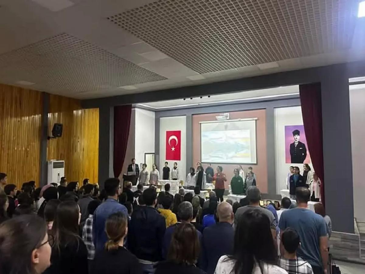 Orhaneli’de Bilgi Yarışması Yapıldı