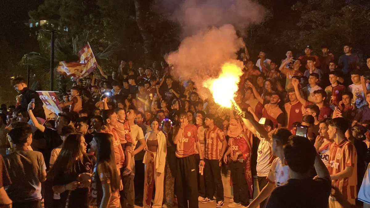 Osmaniye’de Galatasaray’ın şampiyonluğu coşkuyla kutlandı