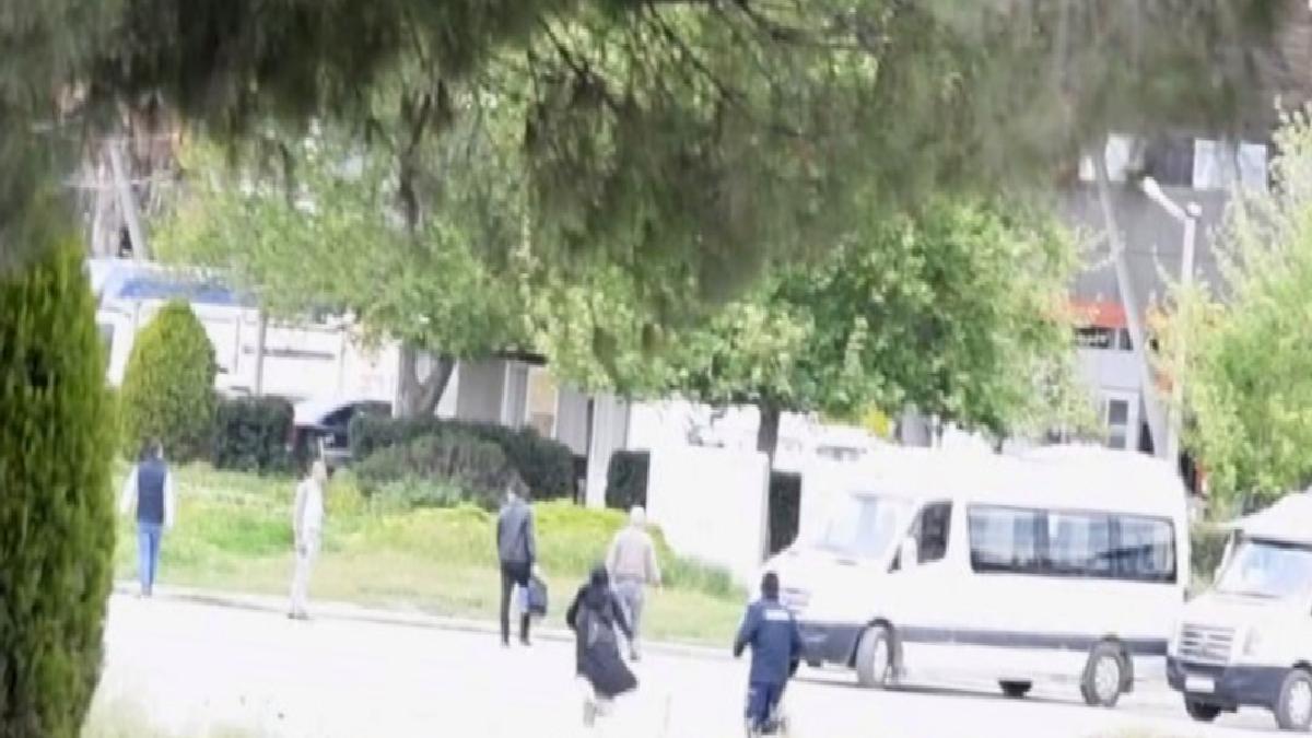 Osmaniye’de zabıta ile dilenciler arasındaki kovalamaca kameralara yansıdı