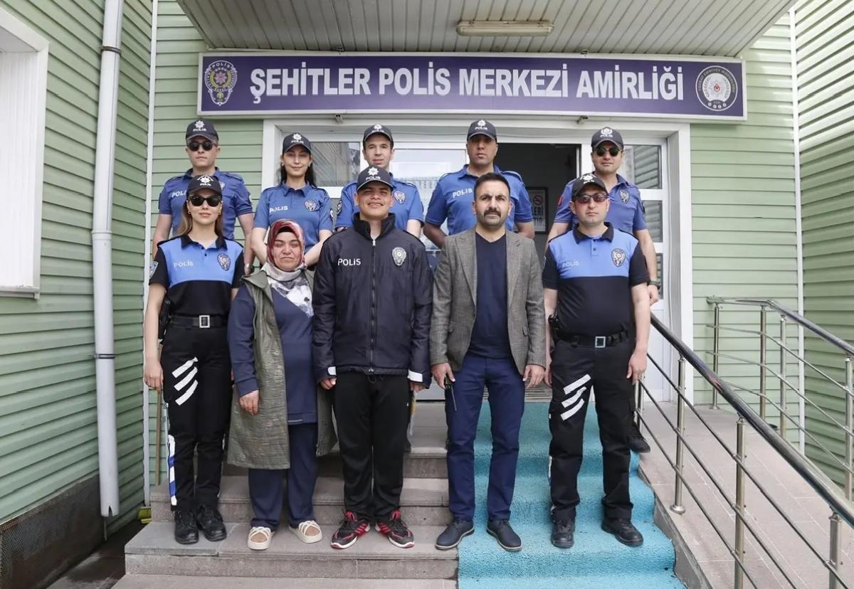 Otizmli Çocuğun Polis Olma Hayali Gerçek Oldu