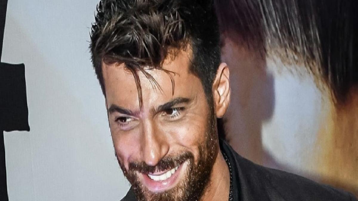 Oyuncu Can Yaman’dan leopar tarz! Takımına yorum yağdı