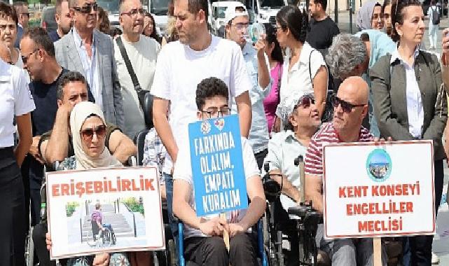 Özel bireylerden çok özel gösteri