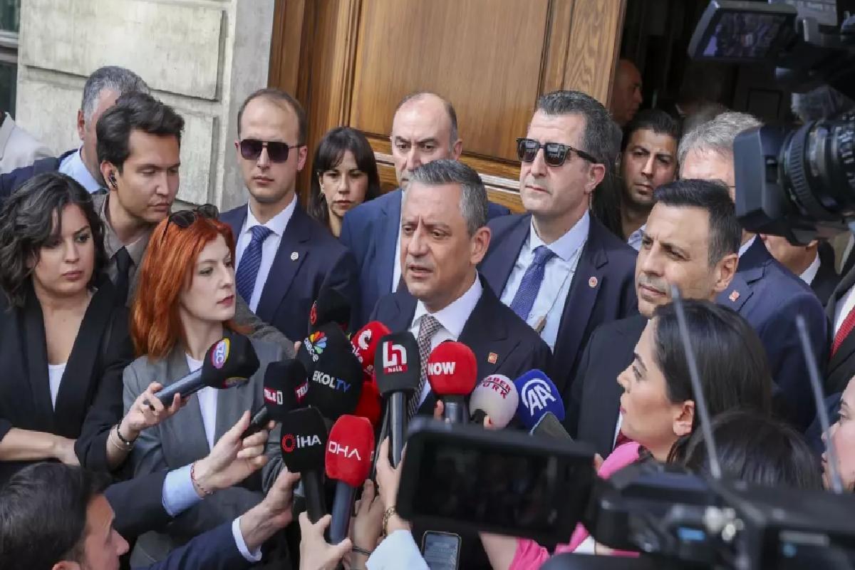 Özgür Özel: Saldırgan ‘Evlatlarına Kıymış Bir Katil’