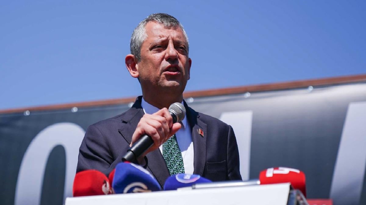 Özgür Özel ve Cüneyt Özdemir arasında Soma kavgası