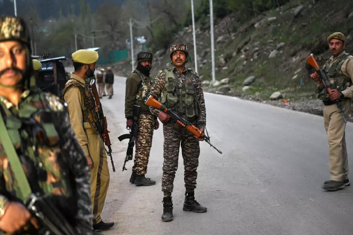 Pakistan, Hindistan’a Tepki Gösterdi