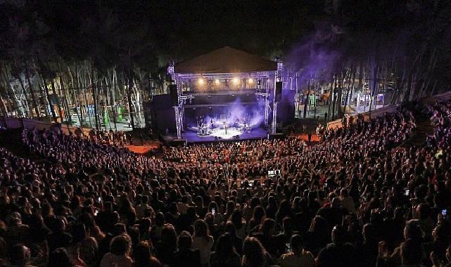 Paribu sponsorluğunda 2025 sezonu Açıkhava Konserleri başladı