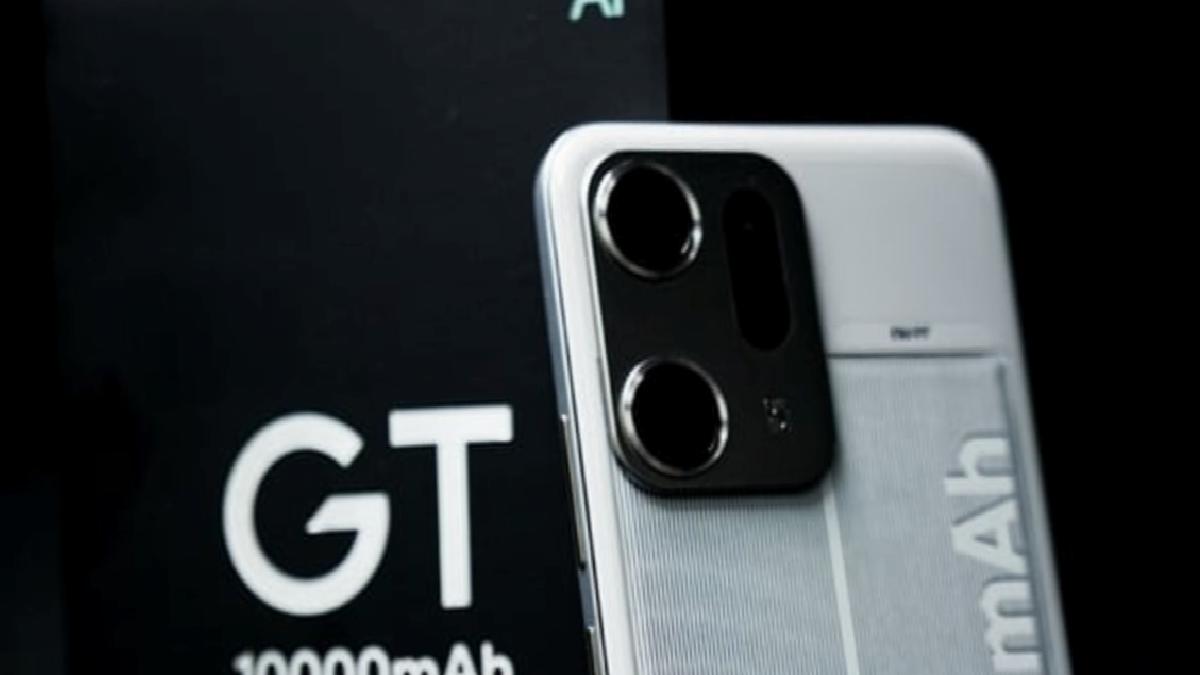 Realme, 10000 mAh bataryalı yeni telefonunu duyurdu