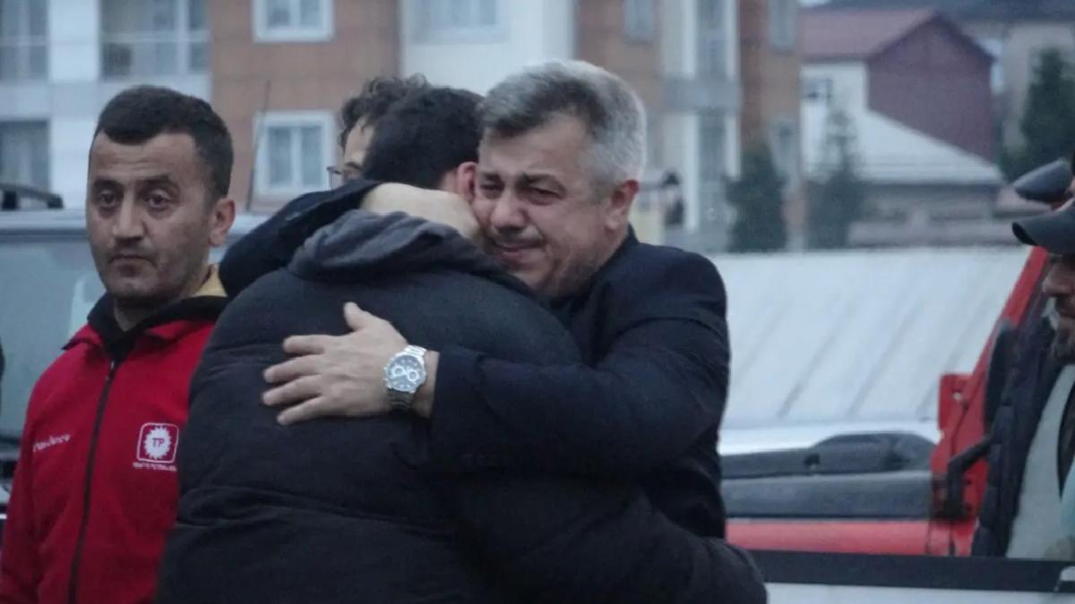 Rize’de Oto Döşemeci Atölyesinde Yangın