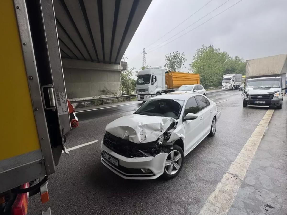 Sakarya’da Zincirleme Trafik Kazası