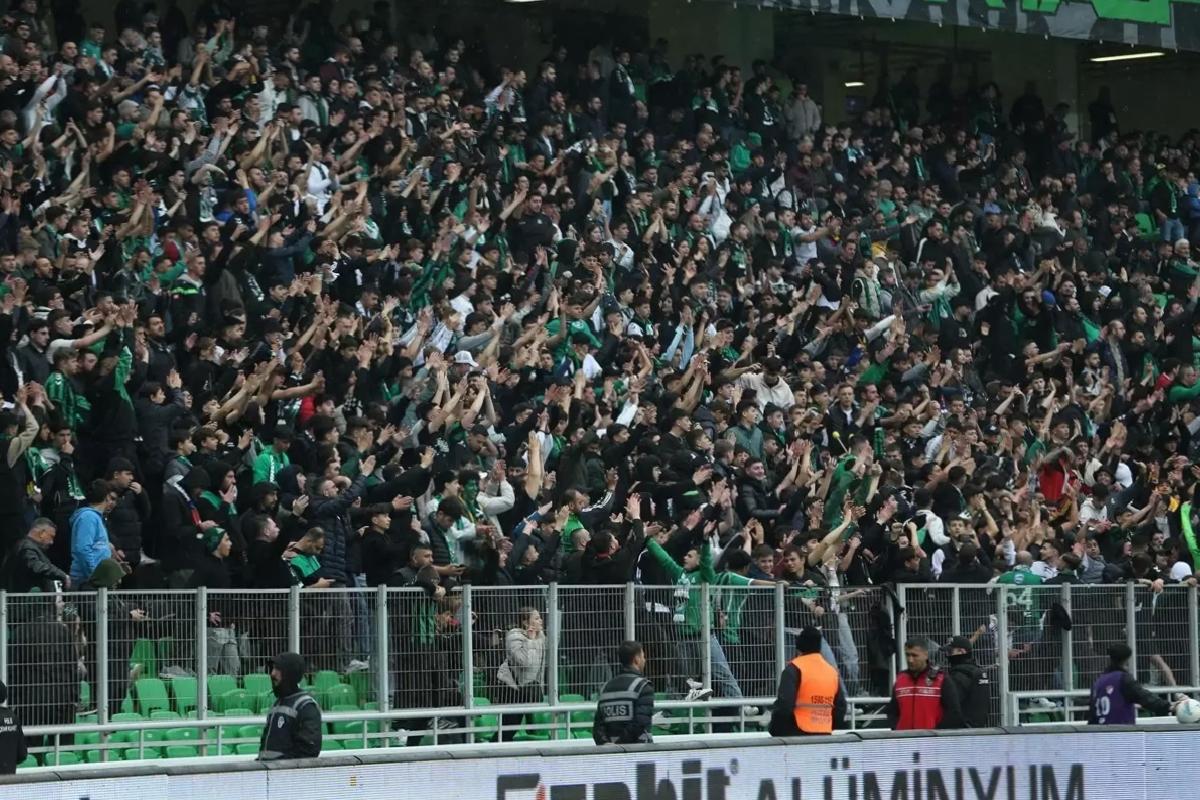 Sakaryaspor Son Haftada Galip