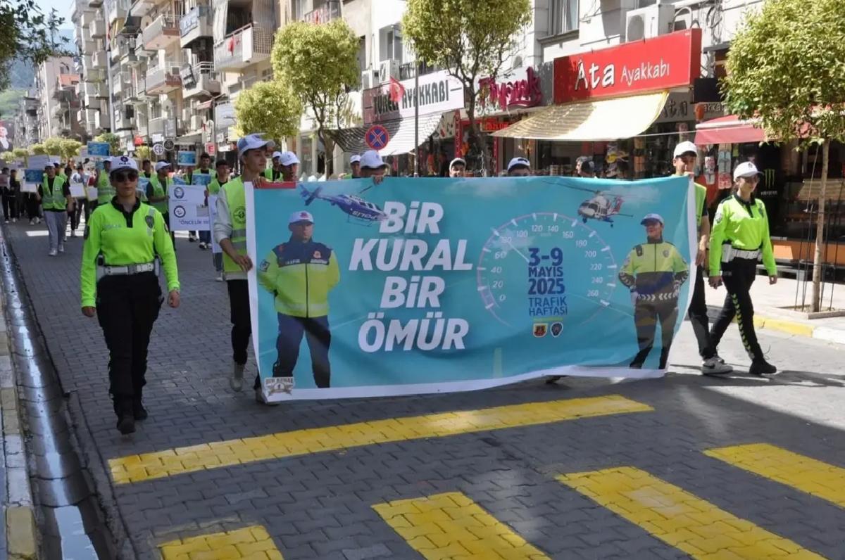 Salihli’de Trafik Haftası etkinliği düzenlendi