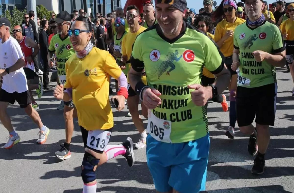 Samsun’da 19 Mayıs Yarı Maratonu başladı