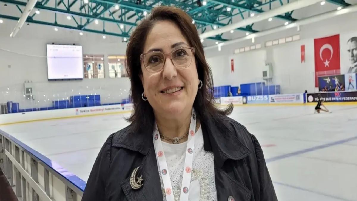 Samsun’da Artistik Buz Pateni Yarışması Başladı