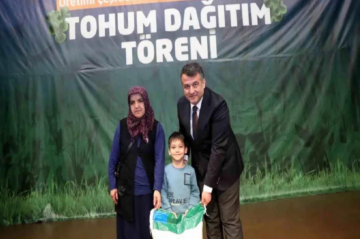 Samsun’da Çiftçilere Tohum Dağıtımı ve Tarımsal Proje Tanıtımı