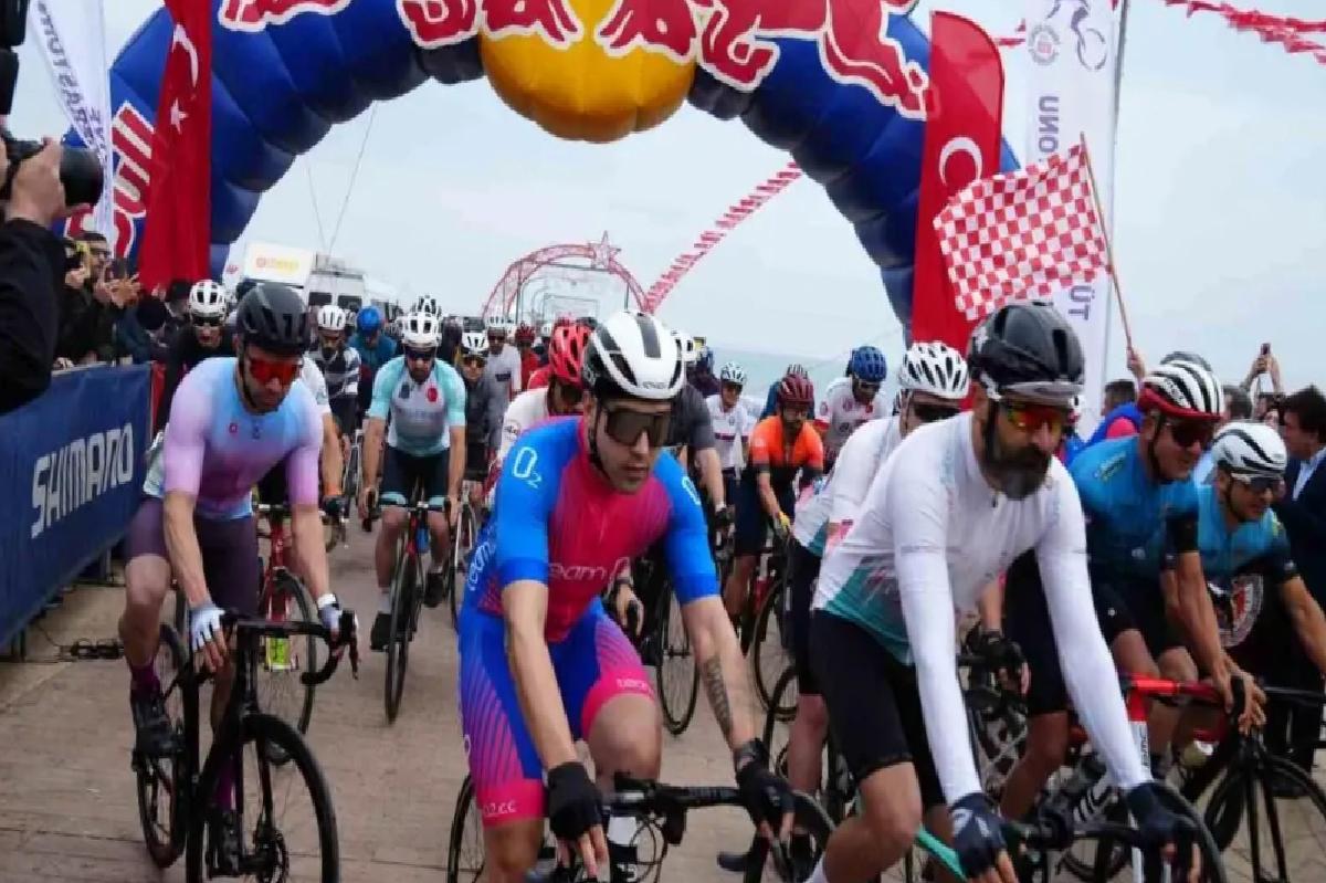 Samsun’da Gran Fondo Bisiklet Yarışları Başladı