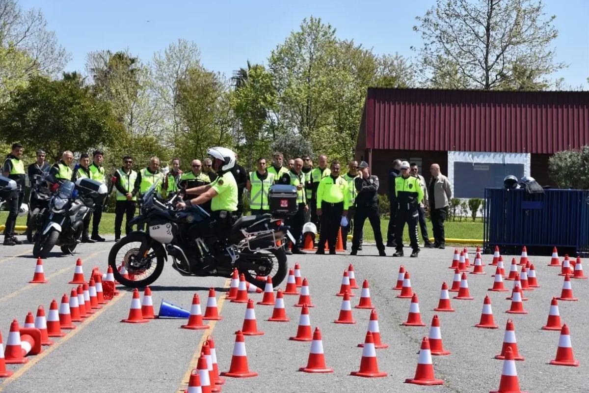 Samsun’da Motosikletli Polis Kursu Denetimi