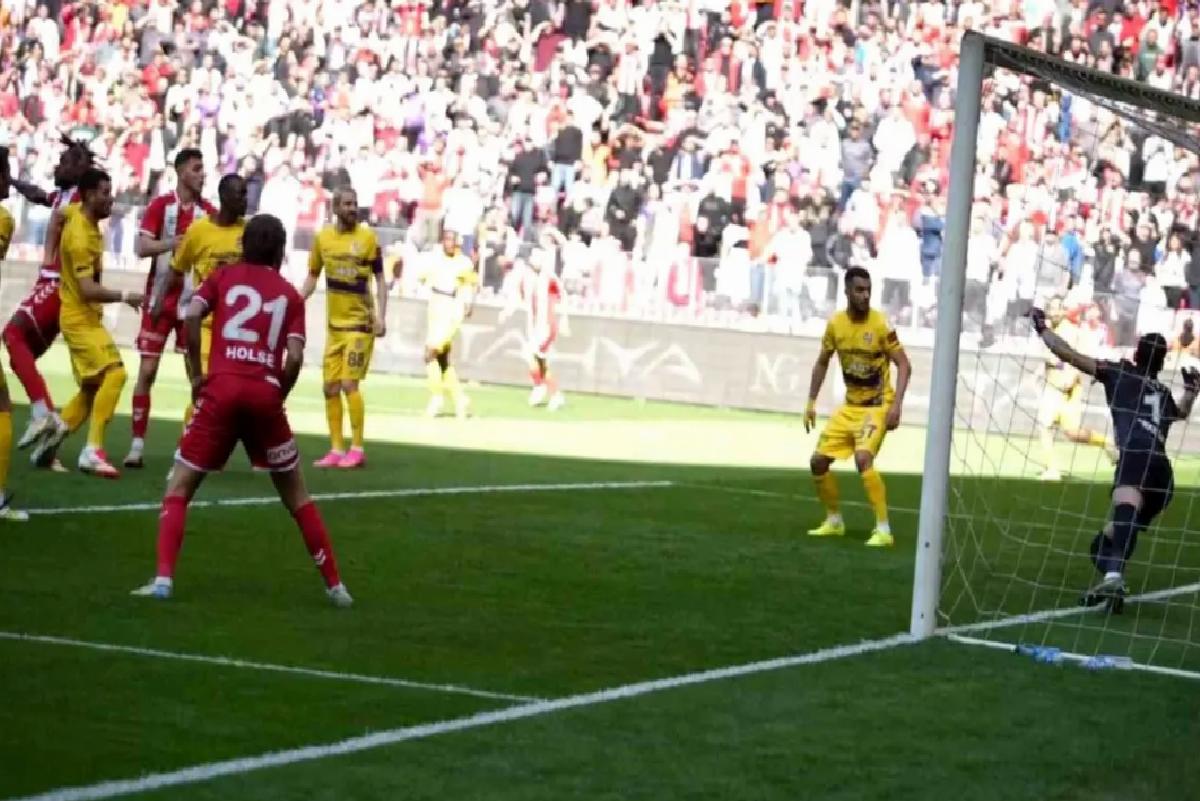 Samsunspor – Eyüpspor: İlk 15 Dakikada 1-0