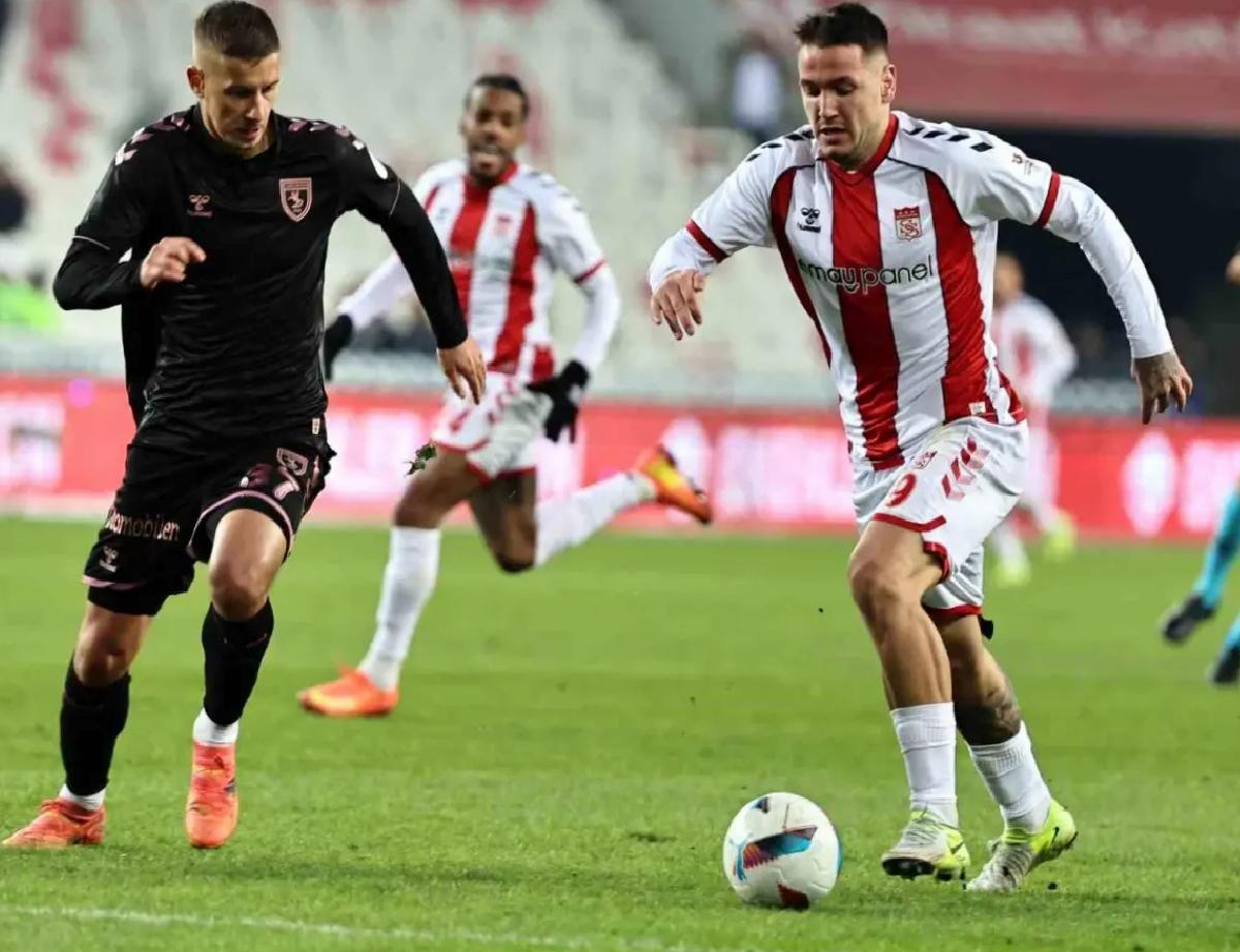Samsunspor-Sivasspor Maçında VAR Jonas Hansen