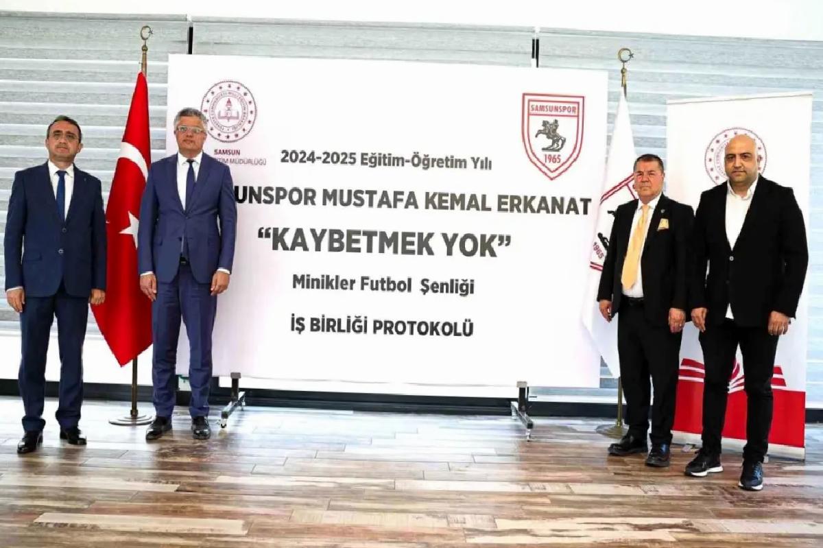 Samsunspor ve Milli Eğitimden Miniklere Futbol Şenliği İş Birliği