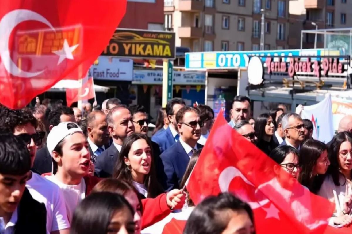 Sancaktepe’de 19 Mayıs Coşkuyla Kutlandı