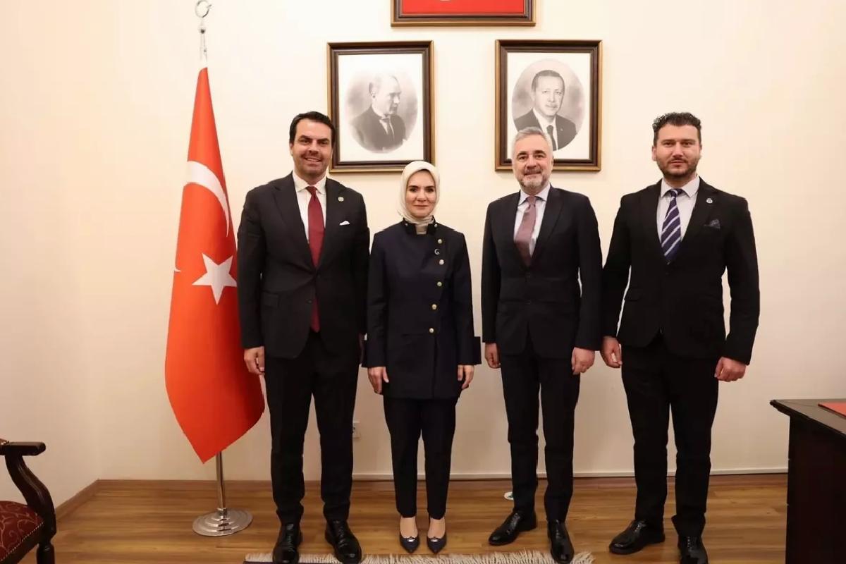 Sarıçam, Bakanları Ziyaret Etti